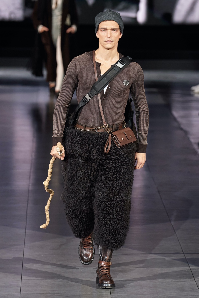 Dolce and Gabbana Fall Winter 2020 Mens Collection Runway Show 074