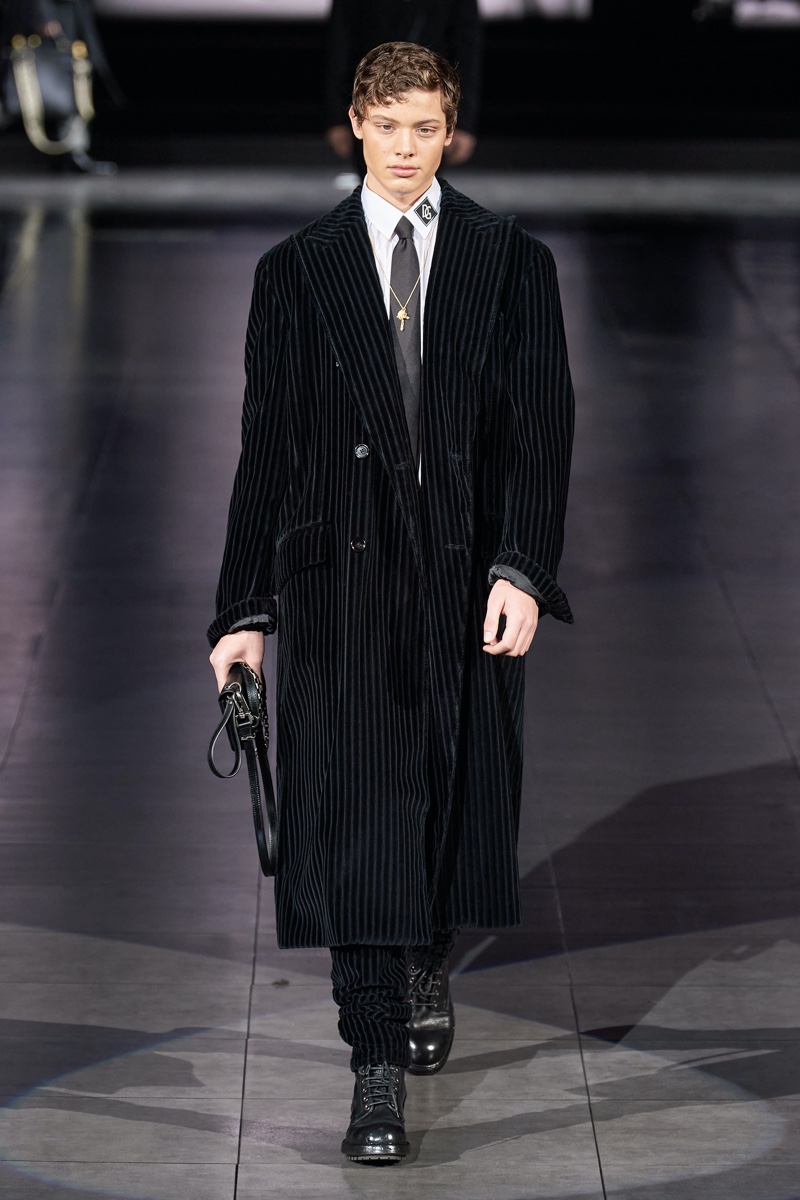 Dolce and Gabbana Fall Winter 2020 Mens Collection Runway Show 096