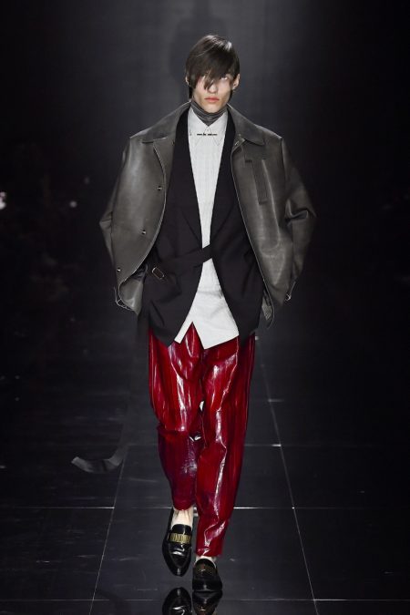 Dunhill Fall Winter 2020 Collection Runway 004