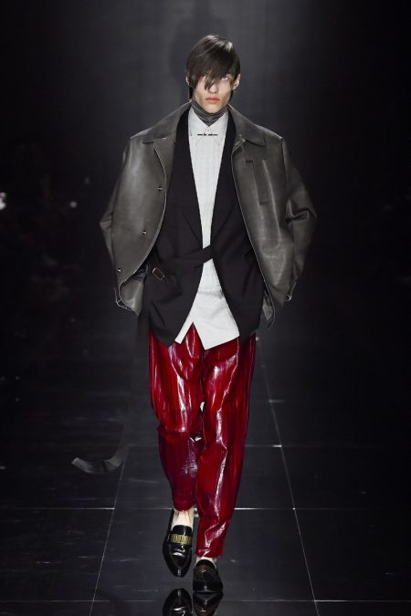 Dunhill Fall Winter 2020 Collection Runway 004