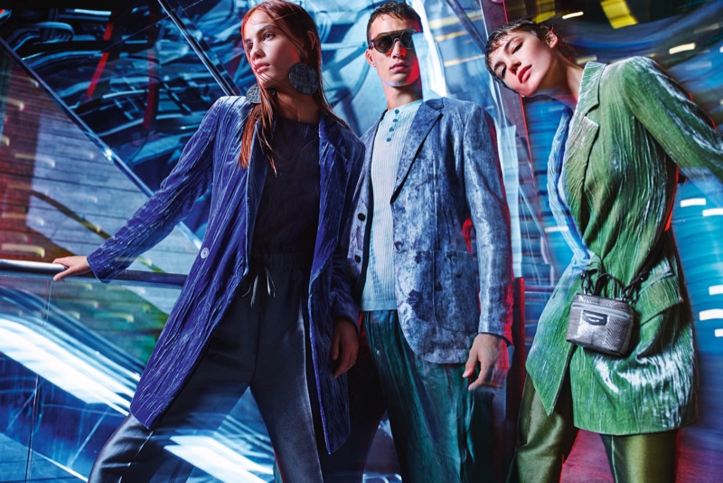 Nina Marker, Julian Schneyder, and Anya Lyagoshina star in Emporio Armani's spring-summer 2020 campaign. » Julian & Dalibor Touch Down in Singapore for Emporio Armani Spring '20 Campaign Nina Marker, Julian Schneyder, and Anya Lyagoshina star in Emporio Armani's spring-summer 2020 campaign.