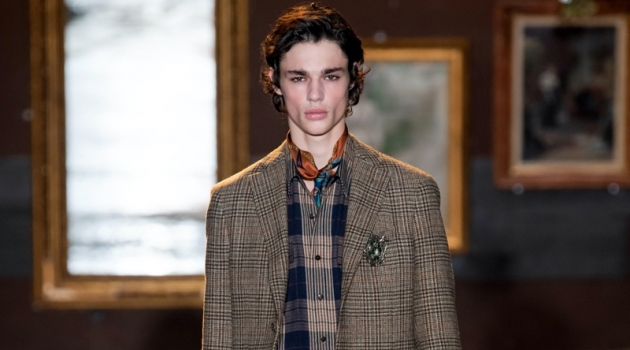 Etro Goes Traditional with an 'Exotic Twist' for Fall '20 Collection Etro Goes Traditional with an 'Exotic Twist' for Fall '20 Collection