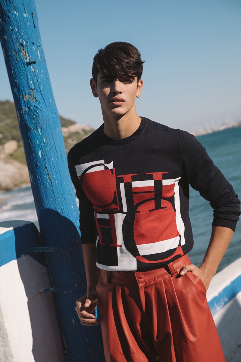 Sergio wears sweater Carolina Herrera and pants Lorenzo Martinez.