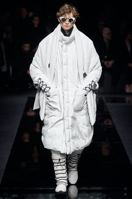 Giorgio Armani Fall Winter 2020 Mens Collection Runway 012