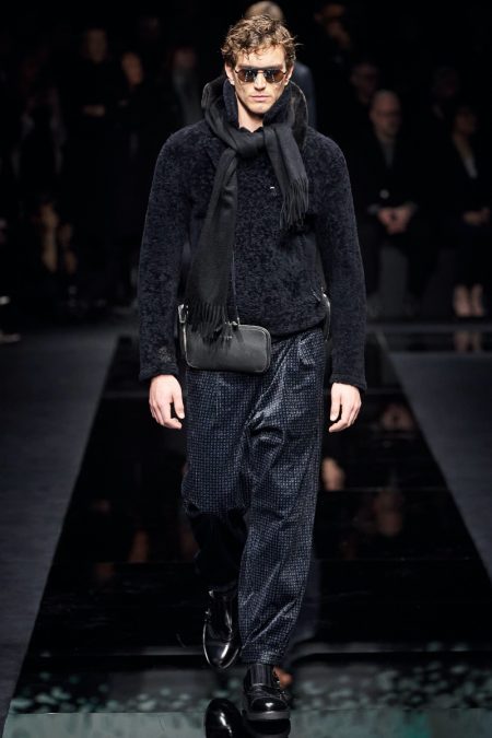 Giorgio Armani Fall Winter 2020 Mens Collection Runway 064