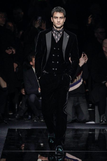 Giorgio Armani Fall Winter 2020 Mens Collection Runway 079