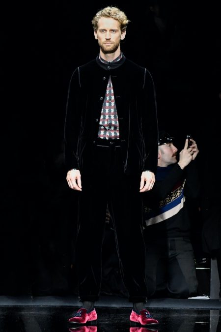 Giorgio Armani Fall Winter 2020 Mens Collection Runway 083