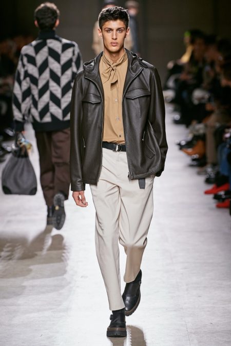 Hermes Fall Winter 2020 Mens Collection Runway 011
