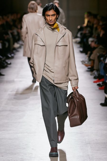 Hermes Fall Winter 2020 Mens Collection Runway 015