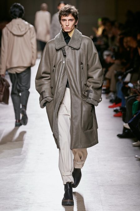 Hermes Fall Winter 2020 Mens Collection Runway 016
