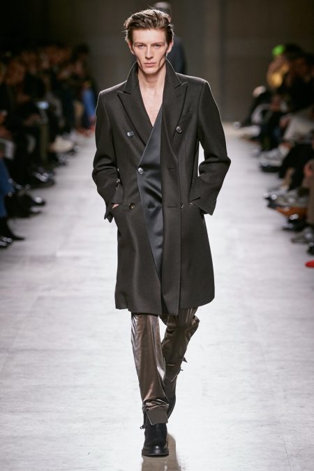 Hermes Fall Winter 2020 Mens Collection Runway 045