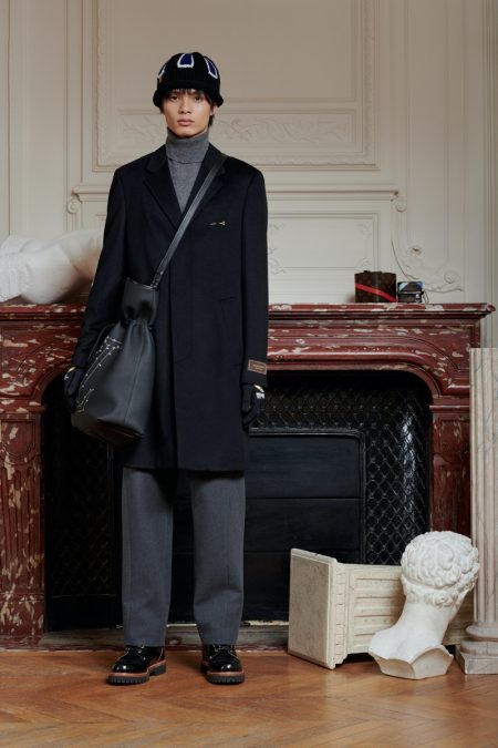 Louis Vuitton Pre Fall 2020 Mens Collection Lookbook 002