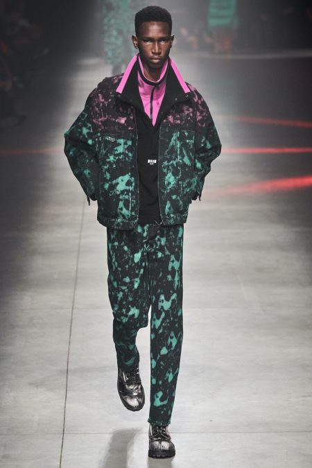 MSGM Fall Winter 2020 Mens Collection Runway 033
