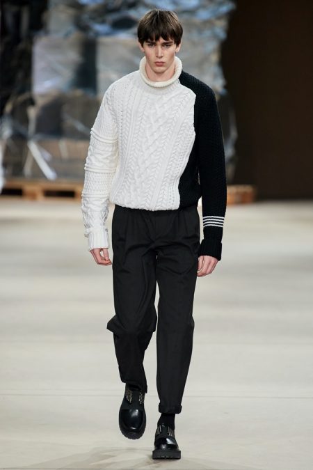 Neil Barrett Fall Winter 2020 Mens Collection Runway 004