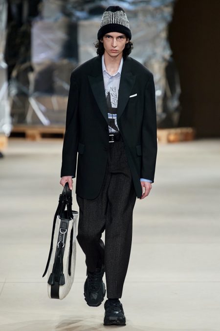 Neil Barrett Fall Winter 2020 Mens Collection Runway 012