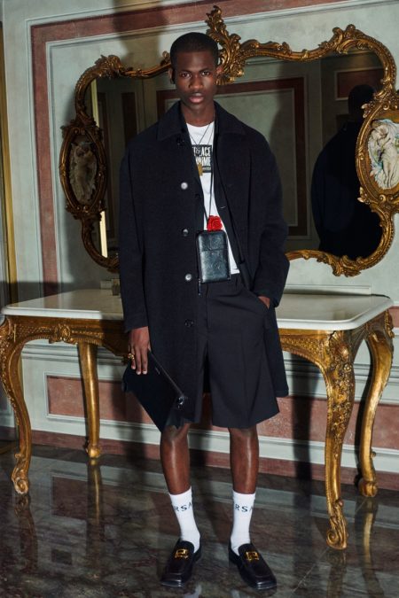 Versace Pre Fall 2020 Collection Lookbook 007