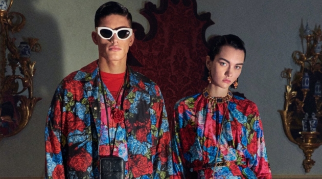 Versace Embraces Roses & Leopard for Pre-Fall '20 Collection Versace Embraces Roses & Leopard for Pre-Fall '20 Collection