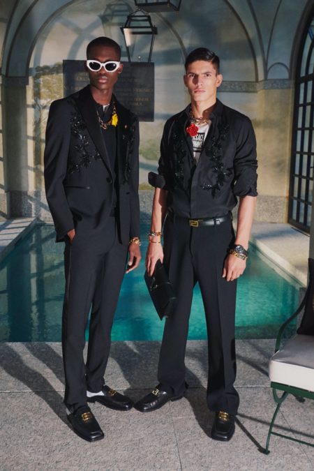 Versace Pre Fall 2020 Collection Lookbook 021