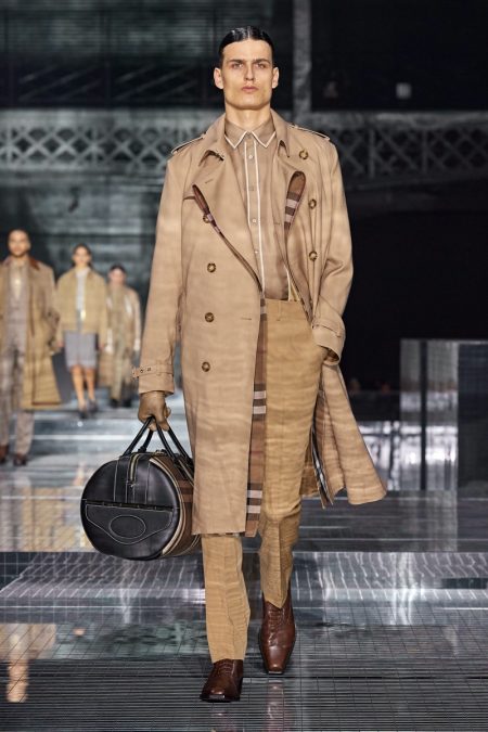 Burberry Fall Winter 2020 Mens Collection Runway 001