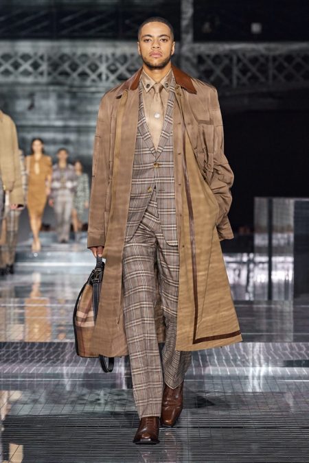 Burberry Fall Winter 2020 Mens Collection Runway 003