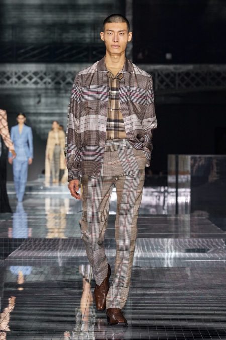 Burberry Fall Winter 2020 Mens Collection Runway 006