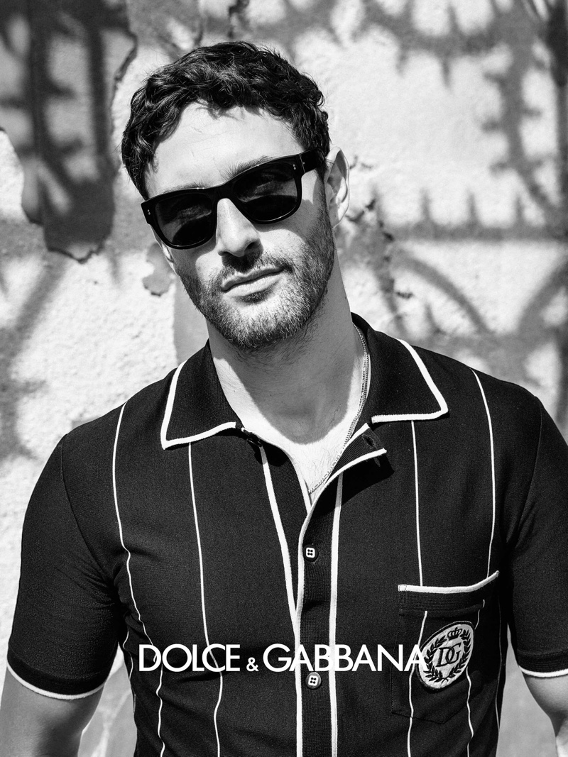 Rocking sunglasses, Noah Mills appears in Dolce & Gabbana's spring-summer 2020 men's eyewear campaign.