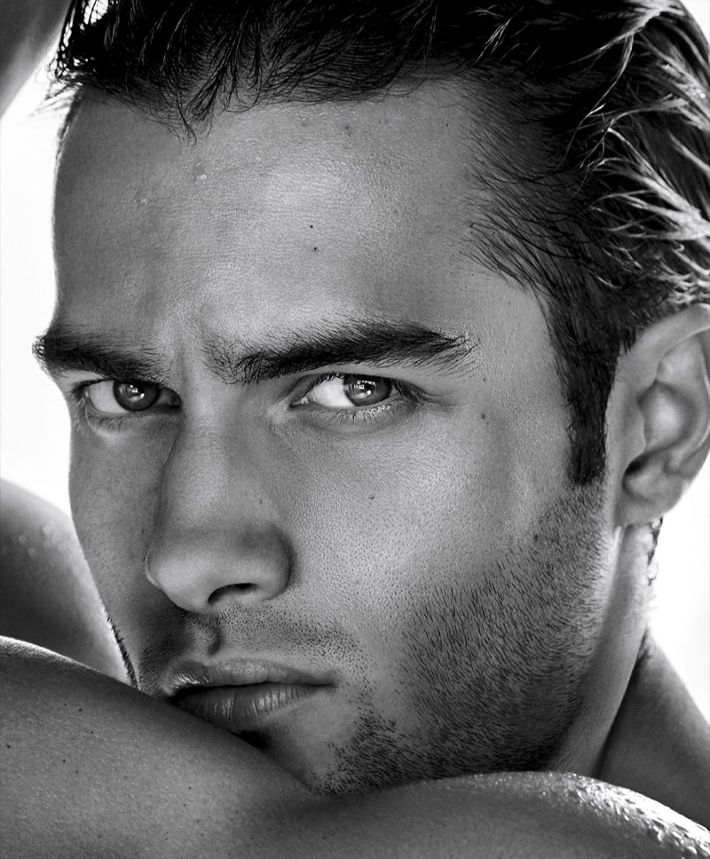 Aleksandar Rusić fronts the Giorgio Armani Acqua di Gio Profondo fragrance campaign. » Aleksandar Stars in Giorgio Armani Acqua di Gio Profondo Fragrance Campaign Aleksandar Rusić fronts the Giorgio Armani Acqua di Gio Profondo fragrance campaign.