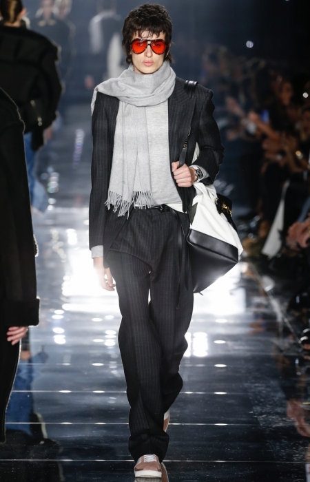 Tom Ford Fall Winter 2020 Mens Collection Runway Show 002