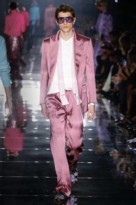 Tom Ford Fall Winter 2020 Mens Collection Runway Show 012