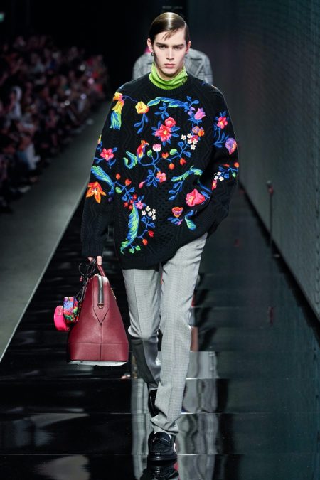 Versace Fall Winter 2020 Mens Collection Runway 014