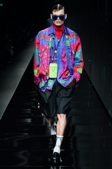 Versace Fall Winter 2020 Mens Collection Runway 018