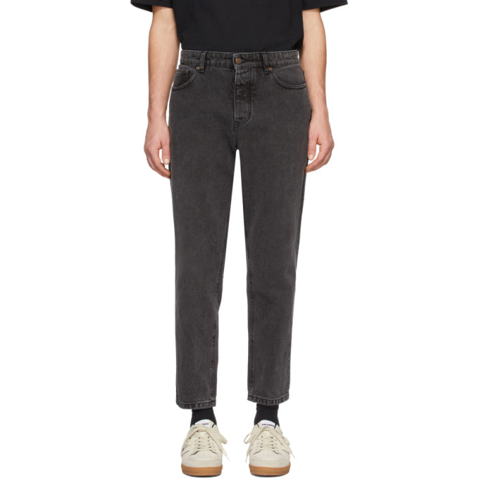 black carrot fit jeans