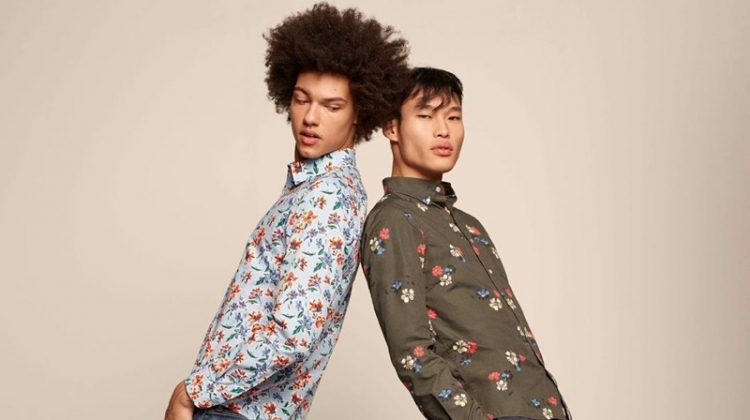 Models Gabriel Gomieri and Chun Soot sports floral print shirt from Banana Republic.