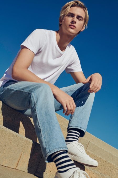 Thom & Dominik Embrace Retro-Inspired Style from ESPRIT Spring '20 Collection
