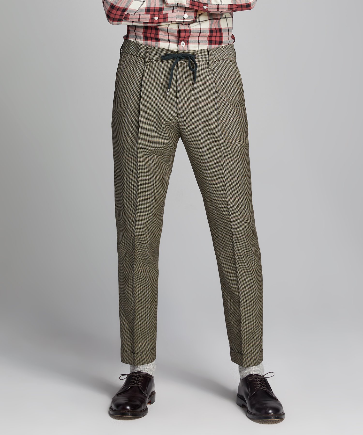 Italian Stretch Wool Drawstring Trouser in Brown Plaid | The Fashionisto