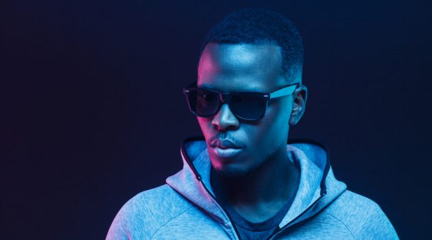 How to Pick Sunglasses for Midnight Running Man in Sunglasses and Hoodie