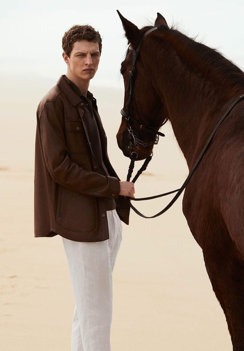 Massimo Dutti Men 2020 Editorial The Life Out There 002