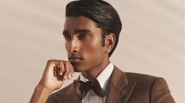 Jeenu, Oli & Oliver Front Ralph Lauren Purple Label Spring '20 Campaign Jeenu Mahadevan is a dashing vision in a brown suit jacket for Ralph Lauren Purple Label's spring-summer 2020 campaign.