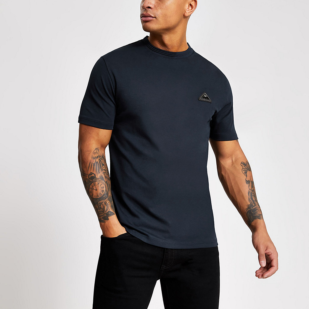 River Island Mens MCMLX navy badge slim fit T-shirt | The Fashionisto