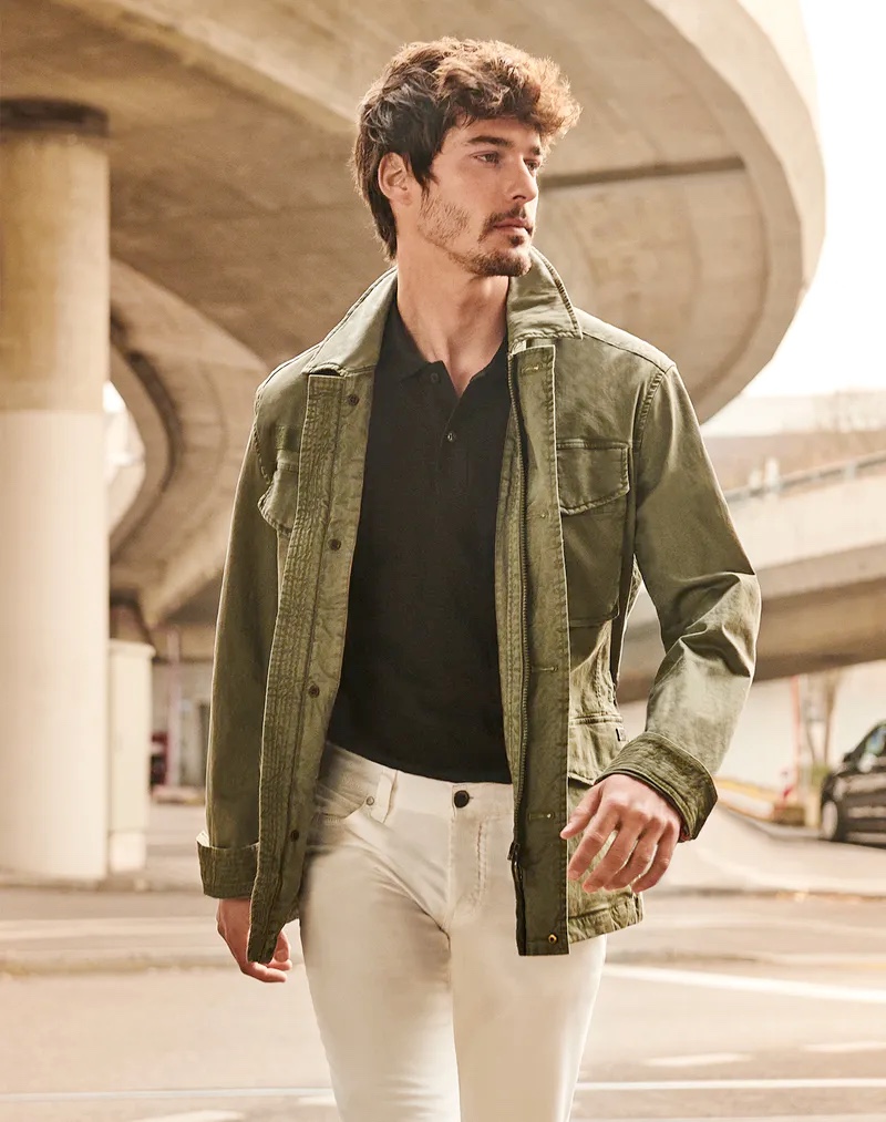 On the move, Edu Roman appears in Strellson's spring-summer 2020 campaign.