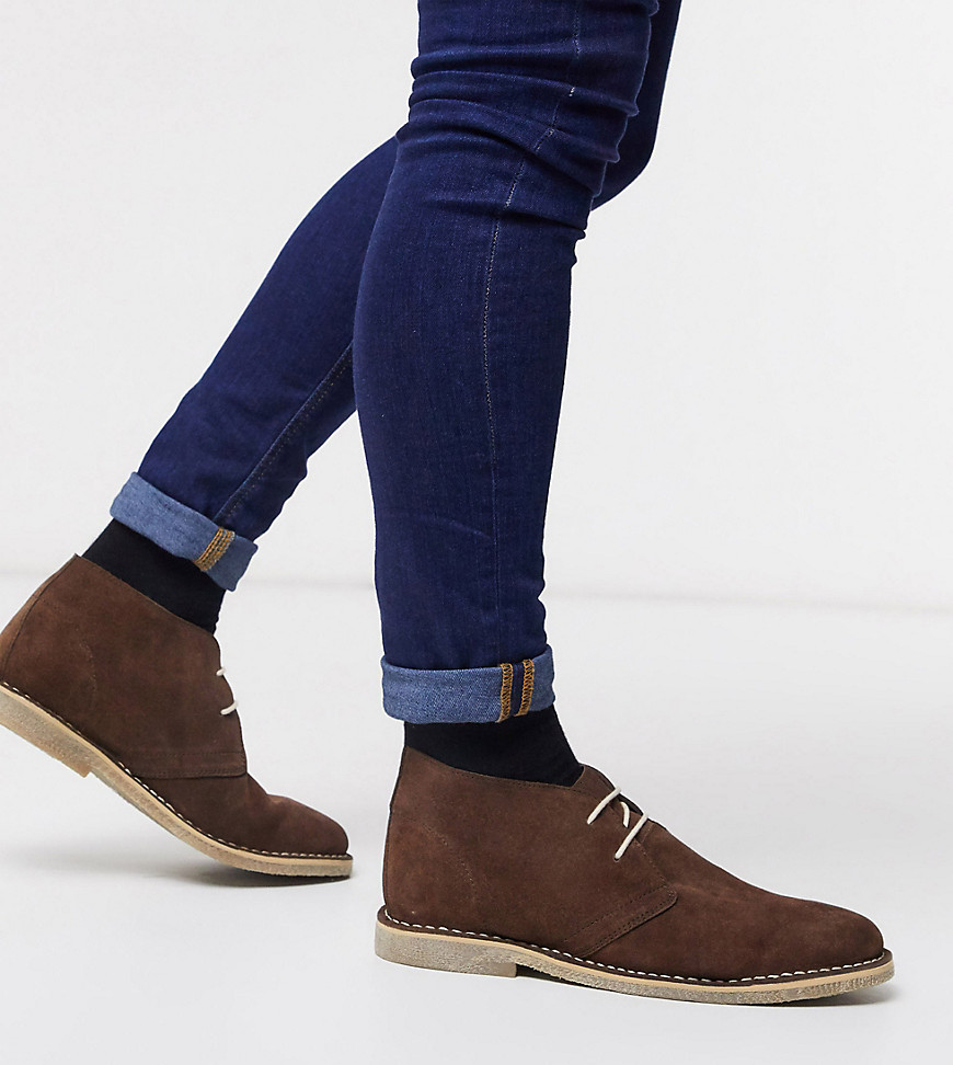 wide chukka boots