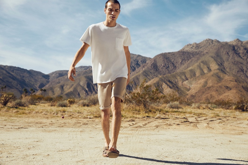 Ready for summer, David Friend dons a light-colored look from Espirt's EarthColors capsule collection. » Esprit Unveils Eco-Friendly EarthColors Capsule Collection Ready for summer, David Friend dons a light-colored look from Espirt's EarthColors capsule collection.