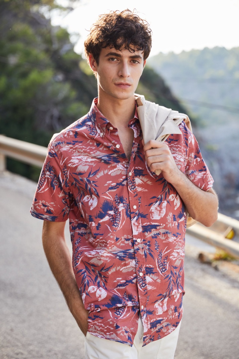 Model Oscar Kindelan vacations in the South of France for GANT's spring-summer 2020 campaign.
