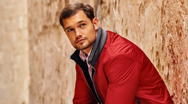 Stefan Dons Smart Sportswear for GEOX Spring '20 Campaign Stefan Pollmann fronts GEOX's spring-summer 2020 campaign.