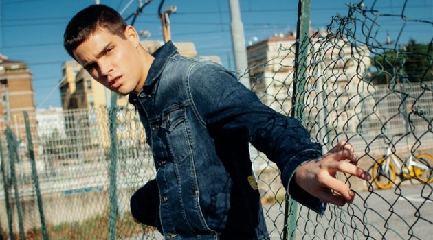 Federico Rocks Blue Denim for GAS Spring '20 Campaign Federico Rocks Blue Denim for GAS Spring '20 Campaign