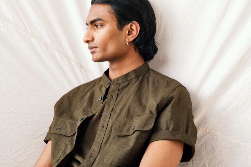 Robin Rishi dons a band-collar linen shirt from H&M.