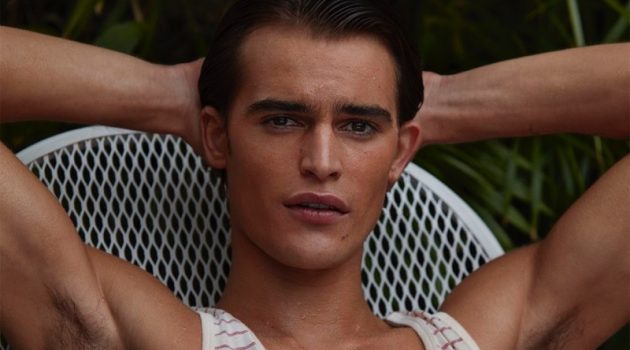 Parker van Noord Relaxes Poolside with VMAN Parker van Noord Relaxes Poolside with VMAN