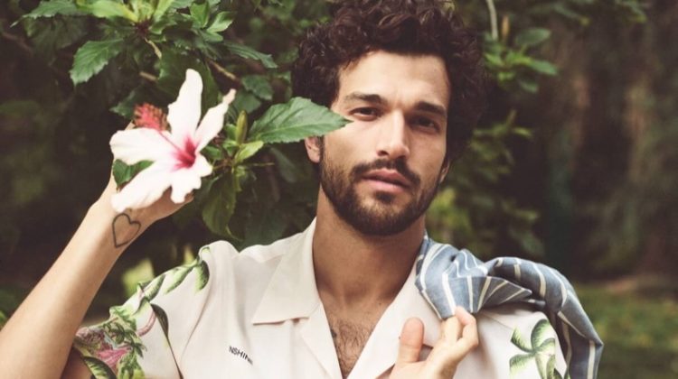 Tropical Garden Isle: Paul Dons Summer Fashions from Scotch & Soda