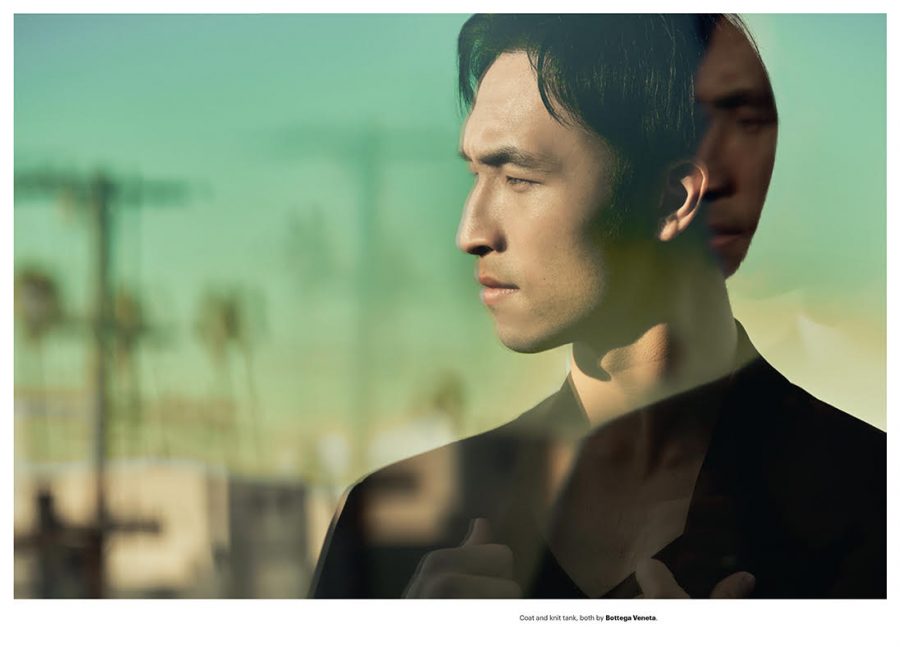 Delivering a side profile for his Esquire Singapore shoot, Yoson An wears a chic look by Bottega Veneta.