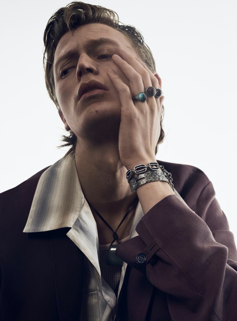 Jonas Glöer fronts Zara's spring-summer 2020 campaign.